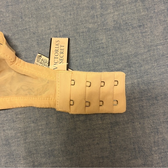 Victoria Secret 💫 Bra - Picture 8 of 16